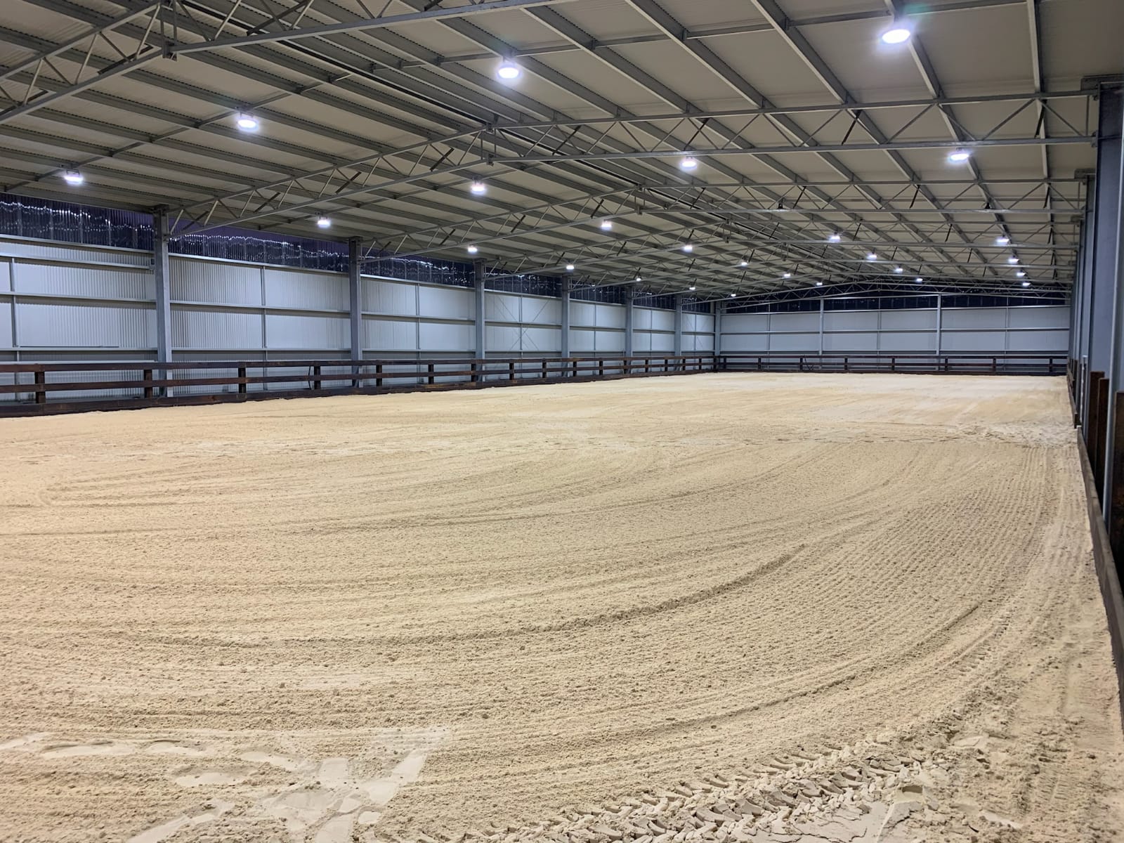 the_benefits_of_an_indoor_riding_arena